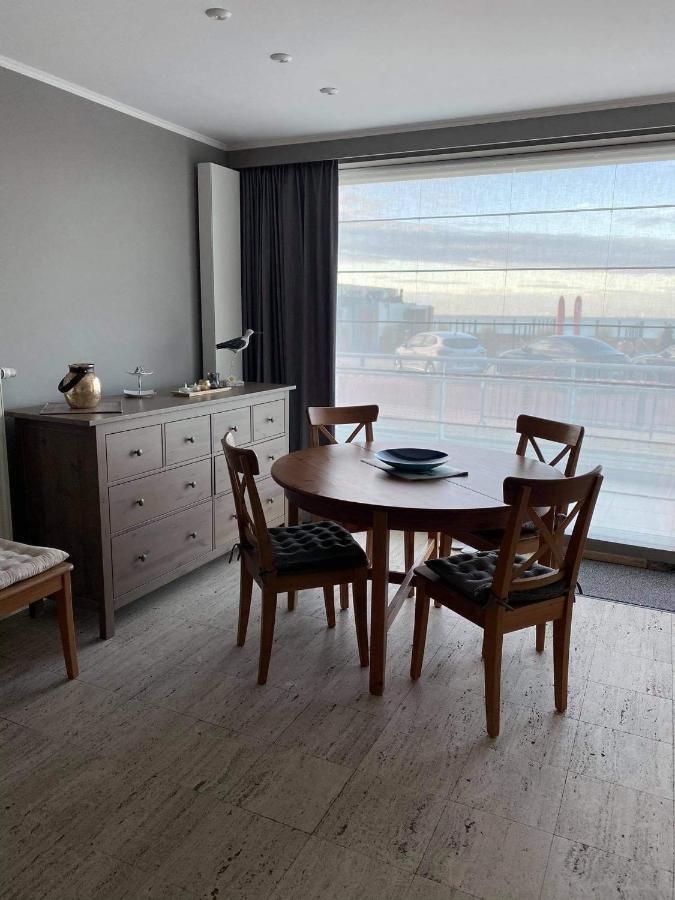 Zeedijk appartement met zeezicht Blankenberge Buitenkant foto